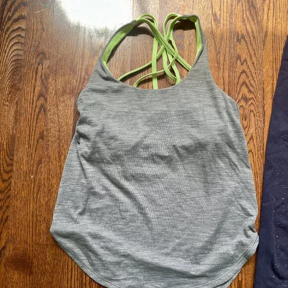 Lot of 3 Women's Sz 2 Lululemon Leggings (Inseams 26.5 + 17") + Tank Top - Picture 2 of 12